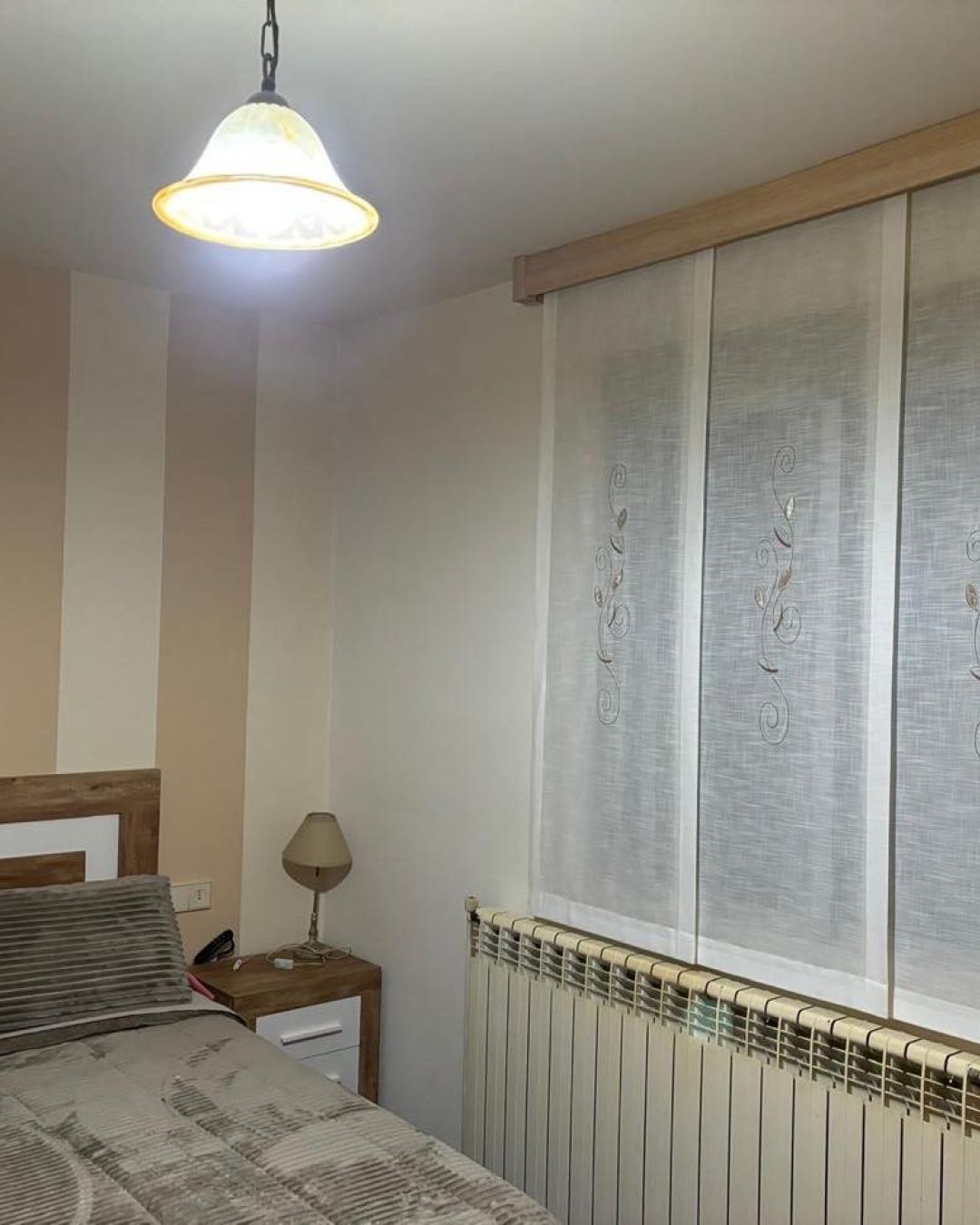 Decoración textil cortina y ropa de cama